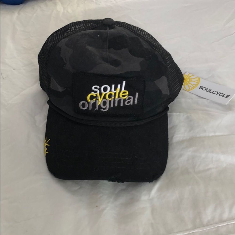 soulcycle cameo trucker hat